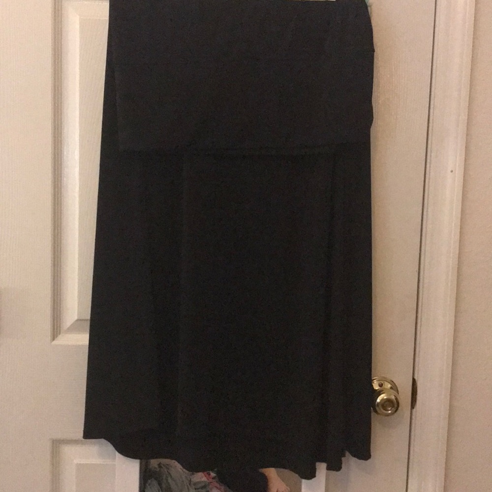 LLR Black maxi